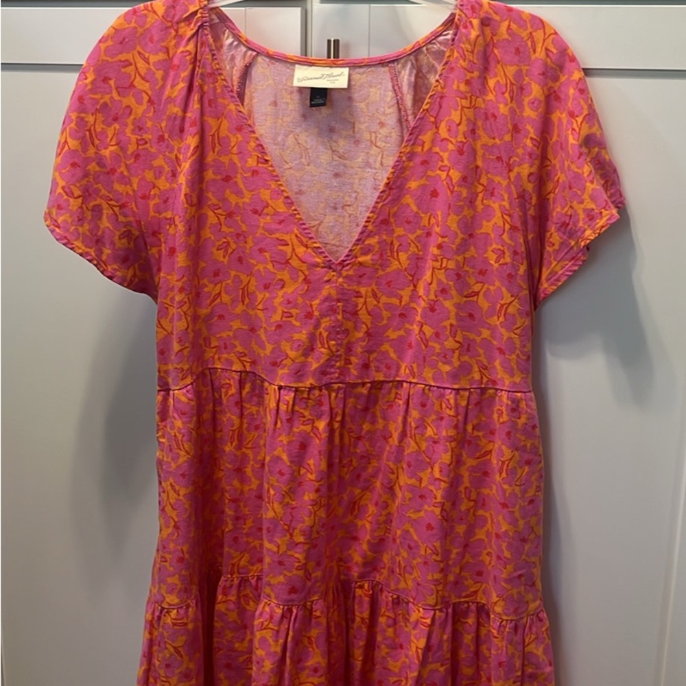 Universal Thread Pink and Orange Patterned Top
